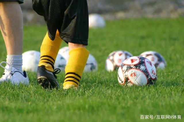 罗马诺：尤文已排除DV9回归的可能 没在谈坎比亚索和弗拉泰西互换